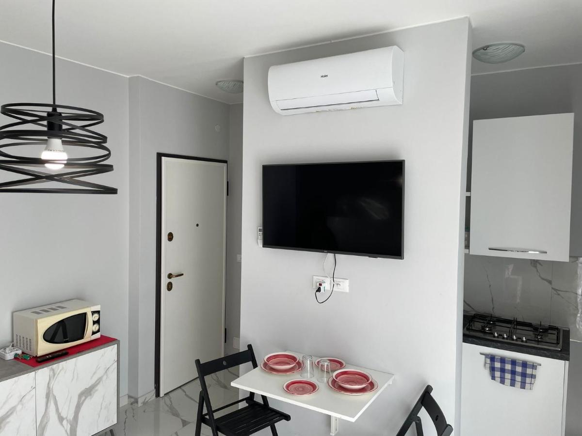 סנרמו Wh - Cuore Home - Attico Monolocale Con Parcheggio Gratuito - 5 Minuti Dal Centro - Wifi מראה חיצוני תמונה